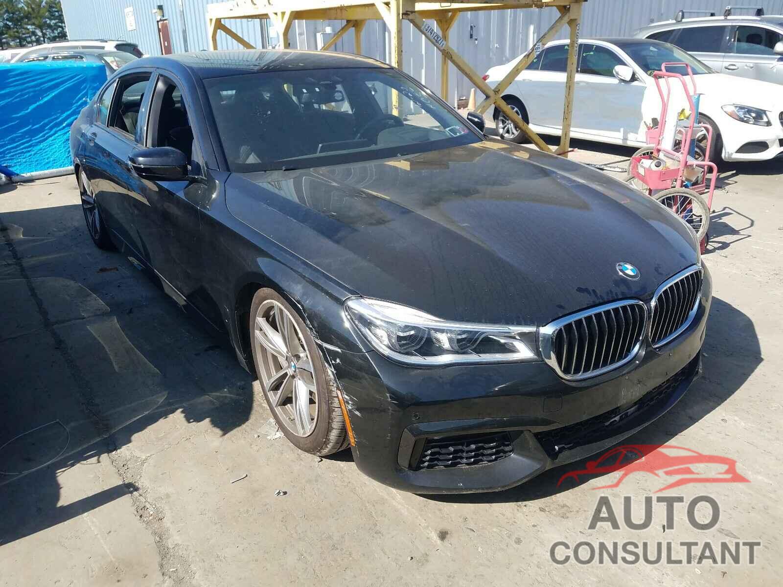 BMW 7 SERIES 2018 - WBA7F2C5XJG424419