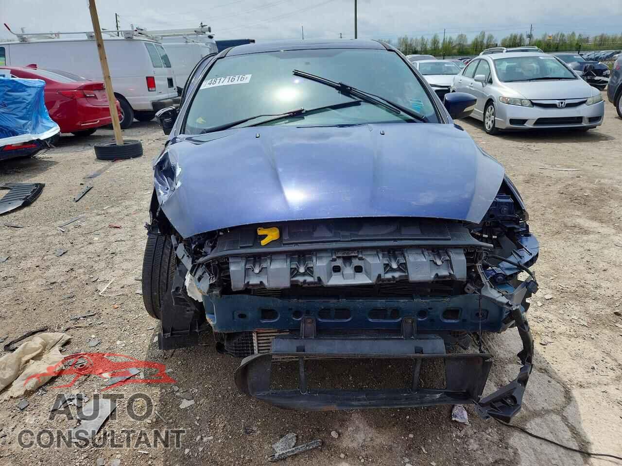 FORD FOCUS 2017 - 1FADP3L99HL251348