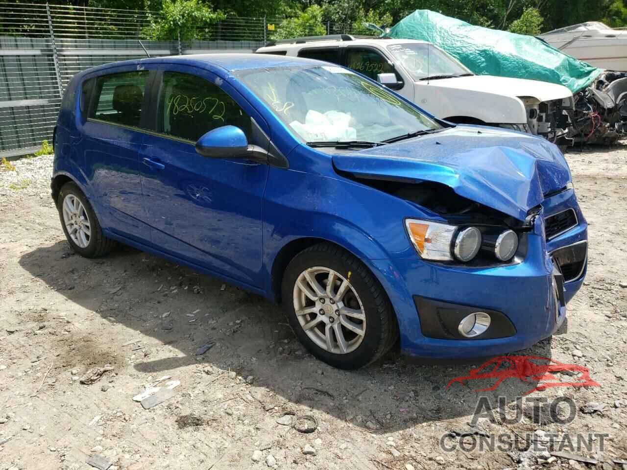 CHEVROLET SONIC 2016 - 1G1JC6SGXG4149035