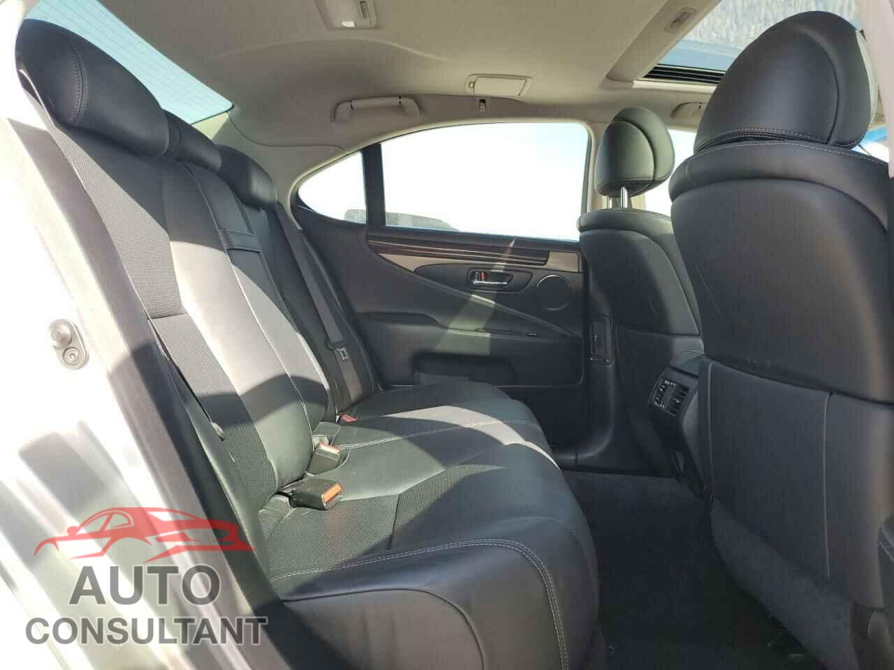 LEXUS LS460 2014 - JTHBL5EF9E5127817