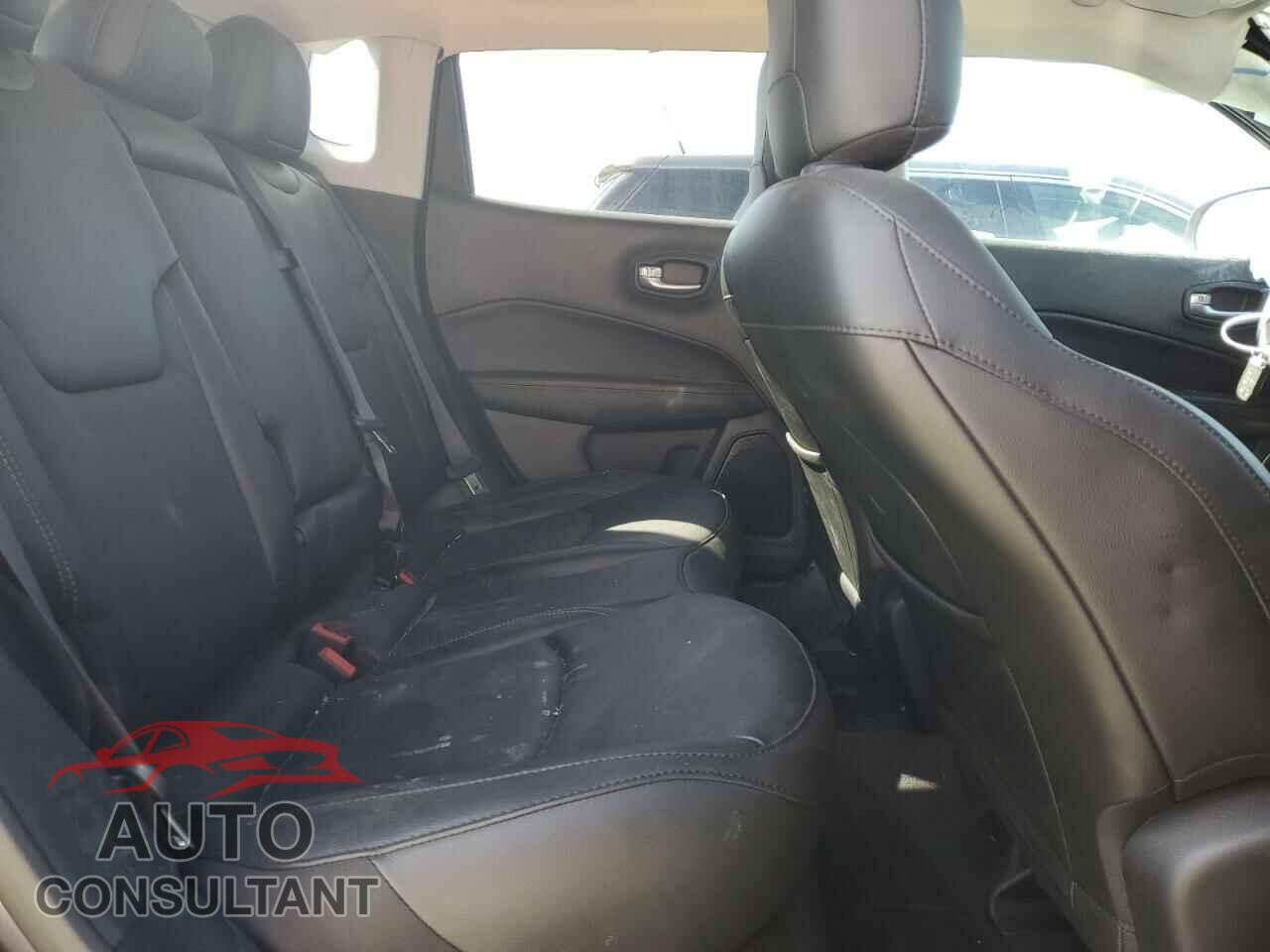 JEEP COMPASS 2021 - 3C4NJDCB5MT522090
