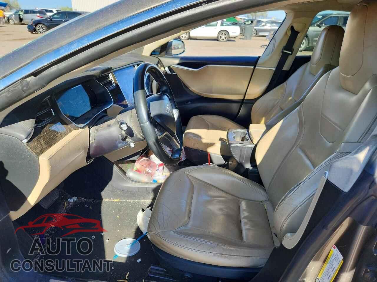 TESLA MODEL S 2015 - 5YJSA1E21FF114119