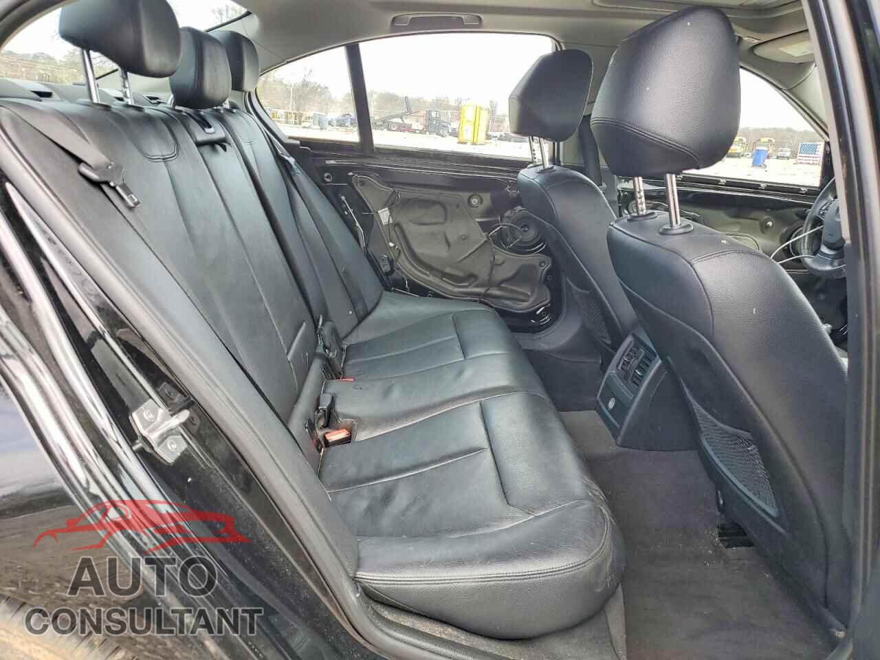 BMW 3 SERIES 2013 - WBA3A5G56DNP23091