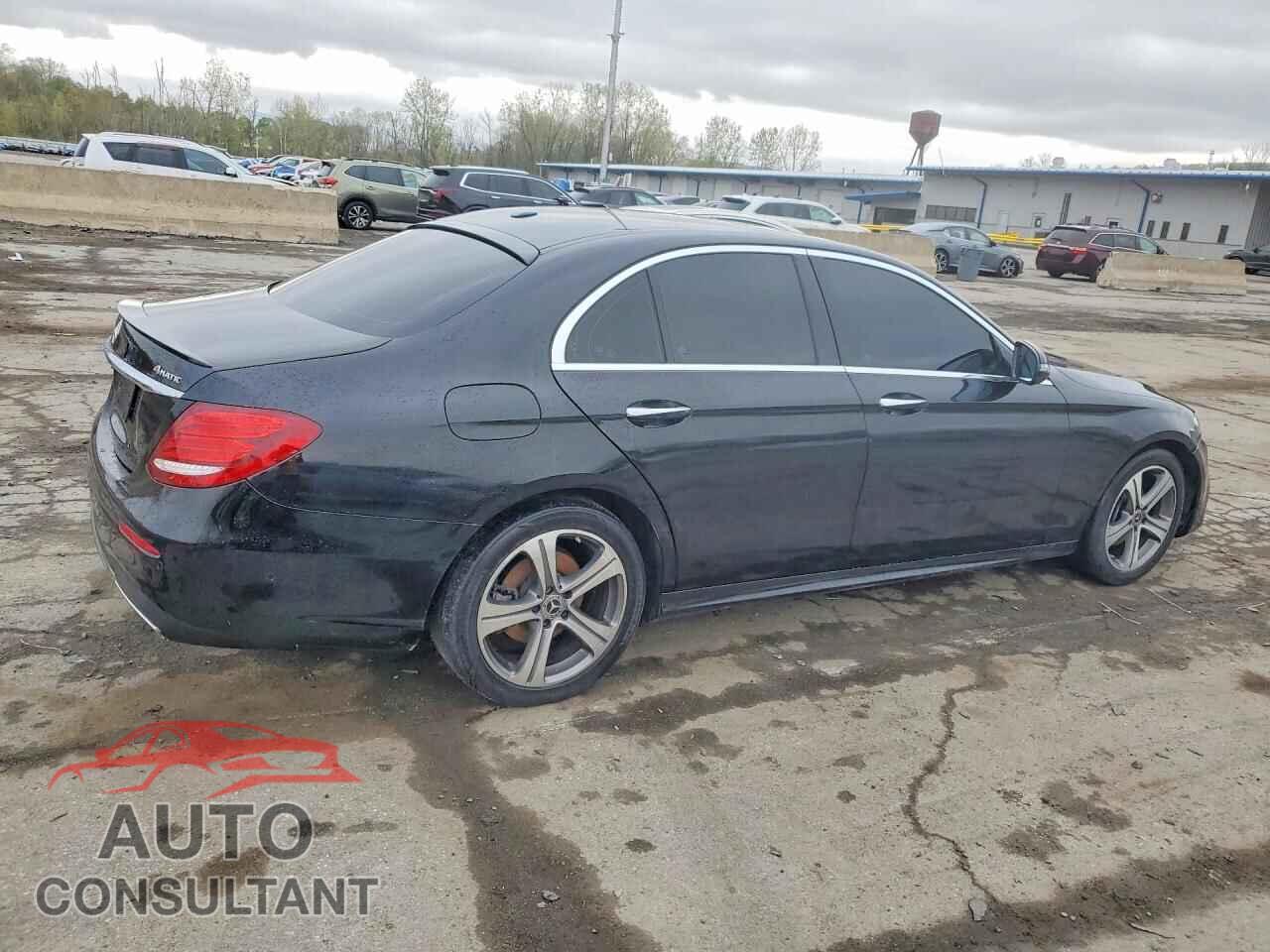 MERCEDES-BENZ E-CLASS 2018 - WDDZF4KB6JA365862