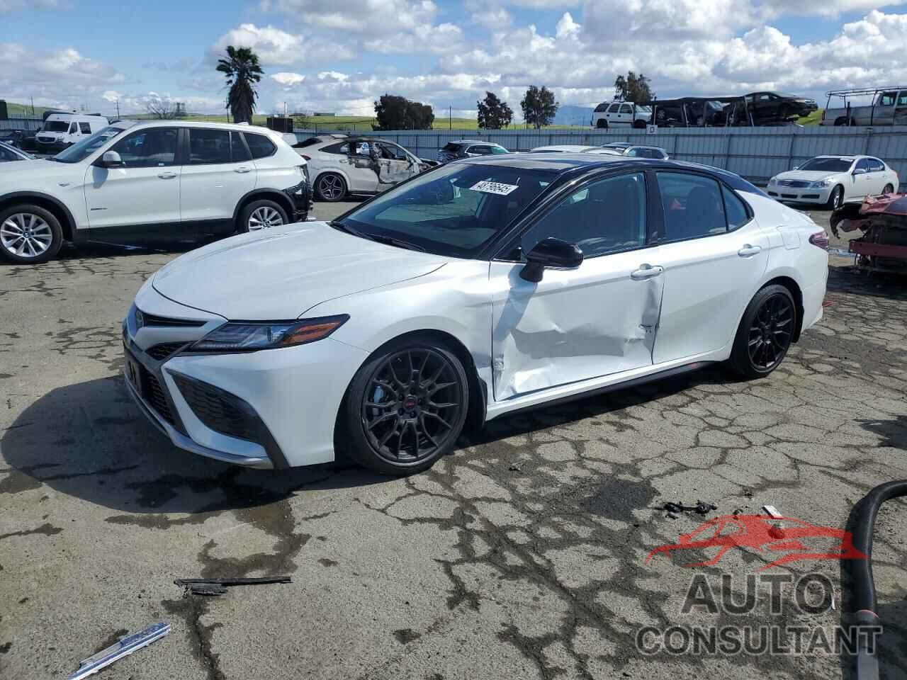 TOYOTA CAMRY 2022 - 4T1K61AK2NU073704