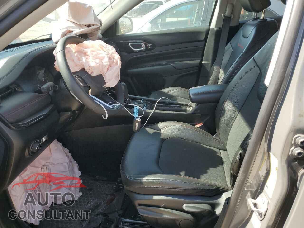 JEEP COMPASS 2022 - 3C4NJDDB5NT105777