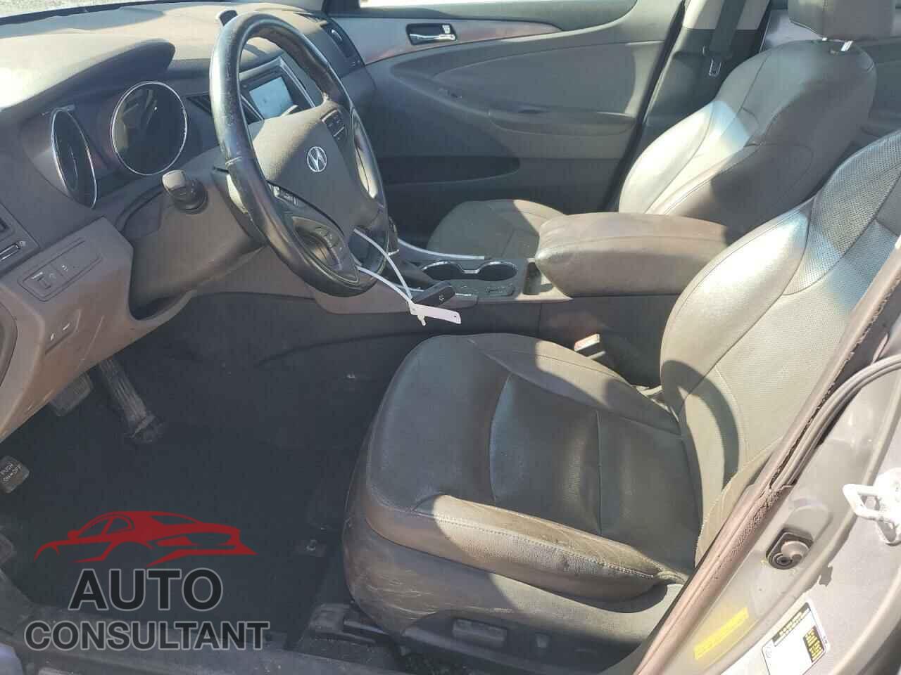 HYUNDAI SONATA 2014 - KMHEC4A46EA108125