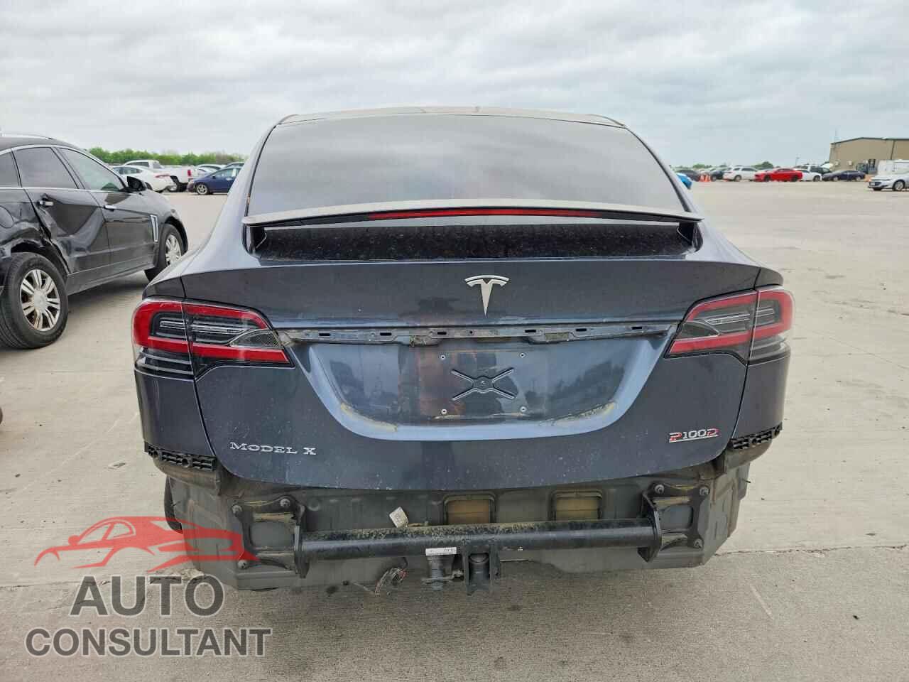 TESLA MODEL X 2018 - 5YJXCAE4XJF142933