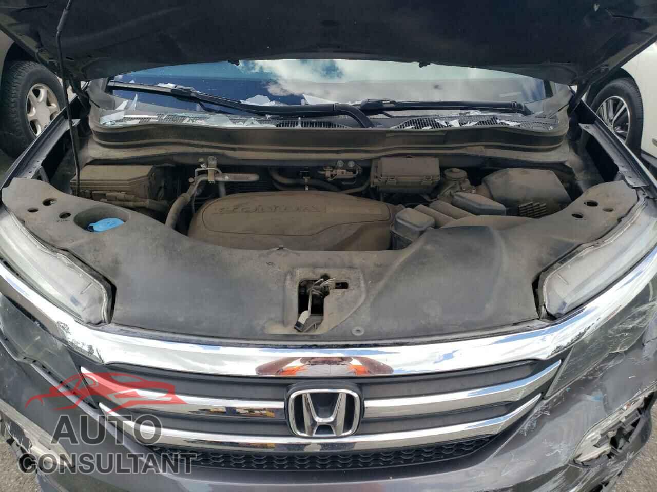 HONDA PILOT 2016 - 5FNYF5H71GB026604