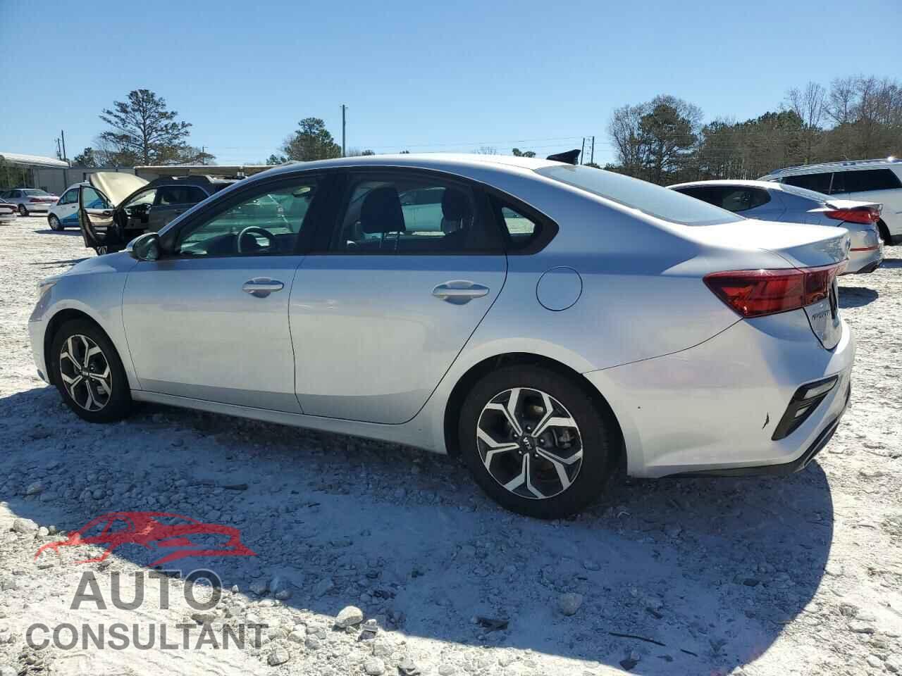 KIA FORTE 2021 - 3KPF24AD7ME277061