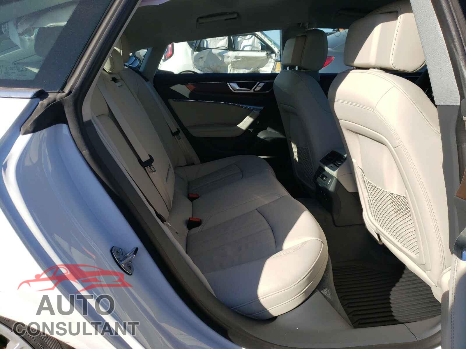 AUDI A7 2020 - WAUR2AF29LN002978