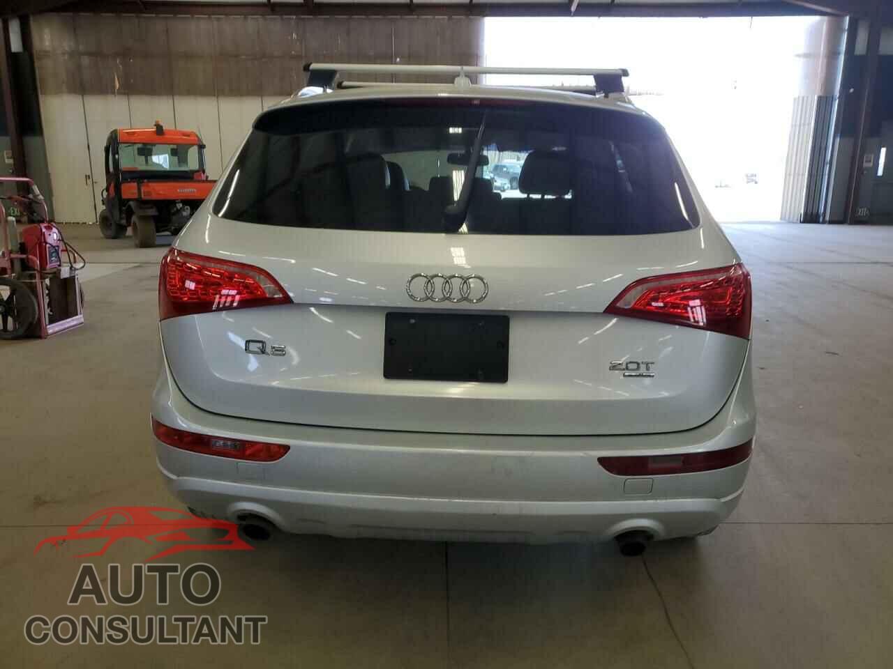 AUDI Q5 2011 - WA1CFAFP7BA043702