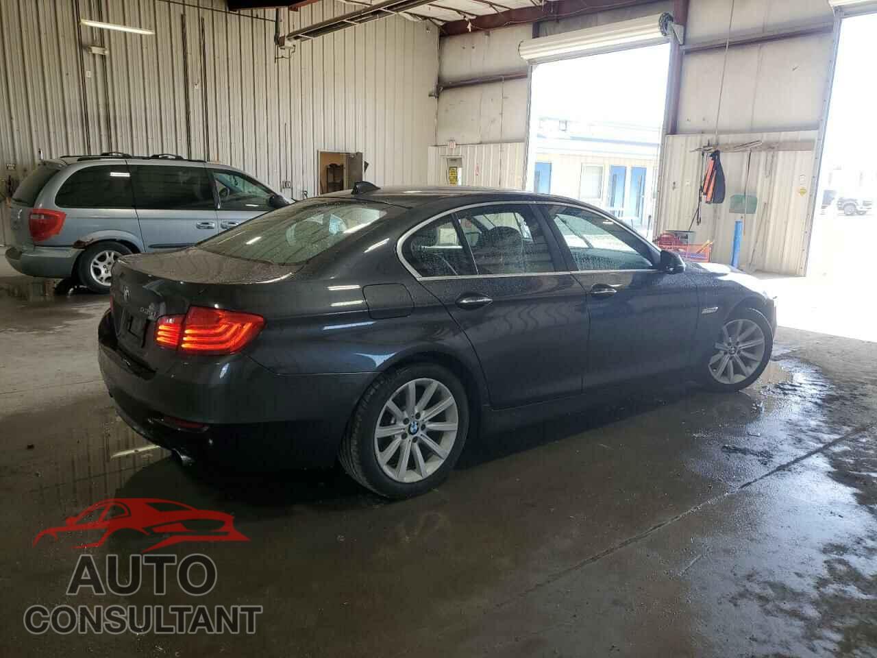 BMW 5 SERIES 2015 - WBA5B3C50FD545851