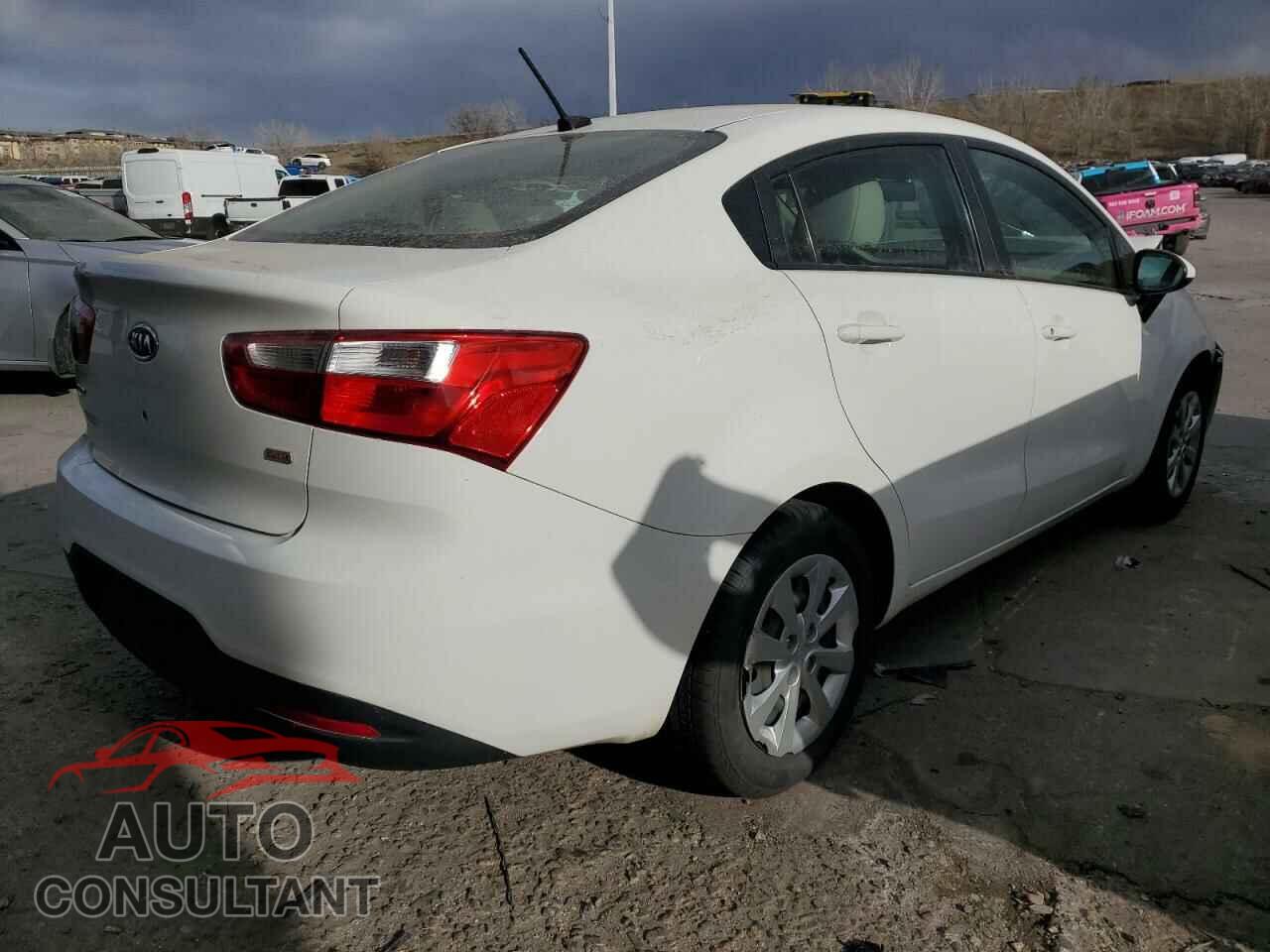 KIA RIO 2012 - KNADM4A32C6077392