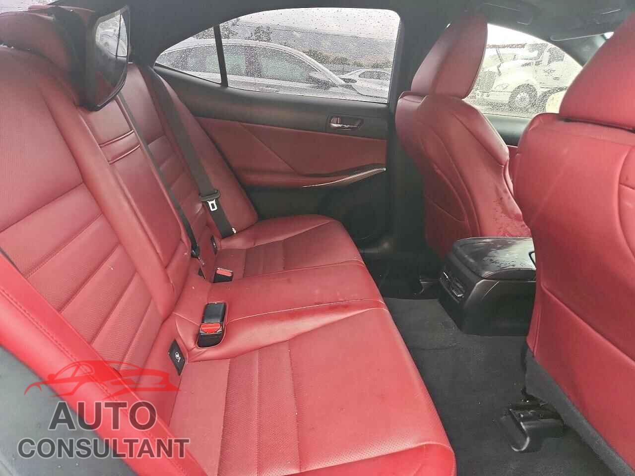 LEXUS IS 2015 - JTHBF1D24F5080695