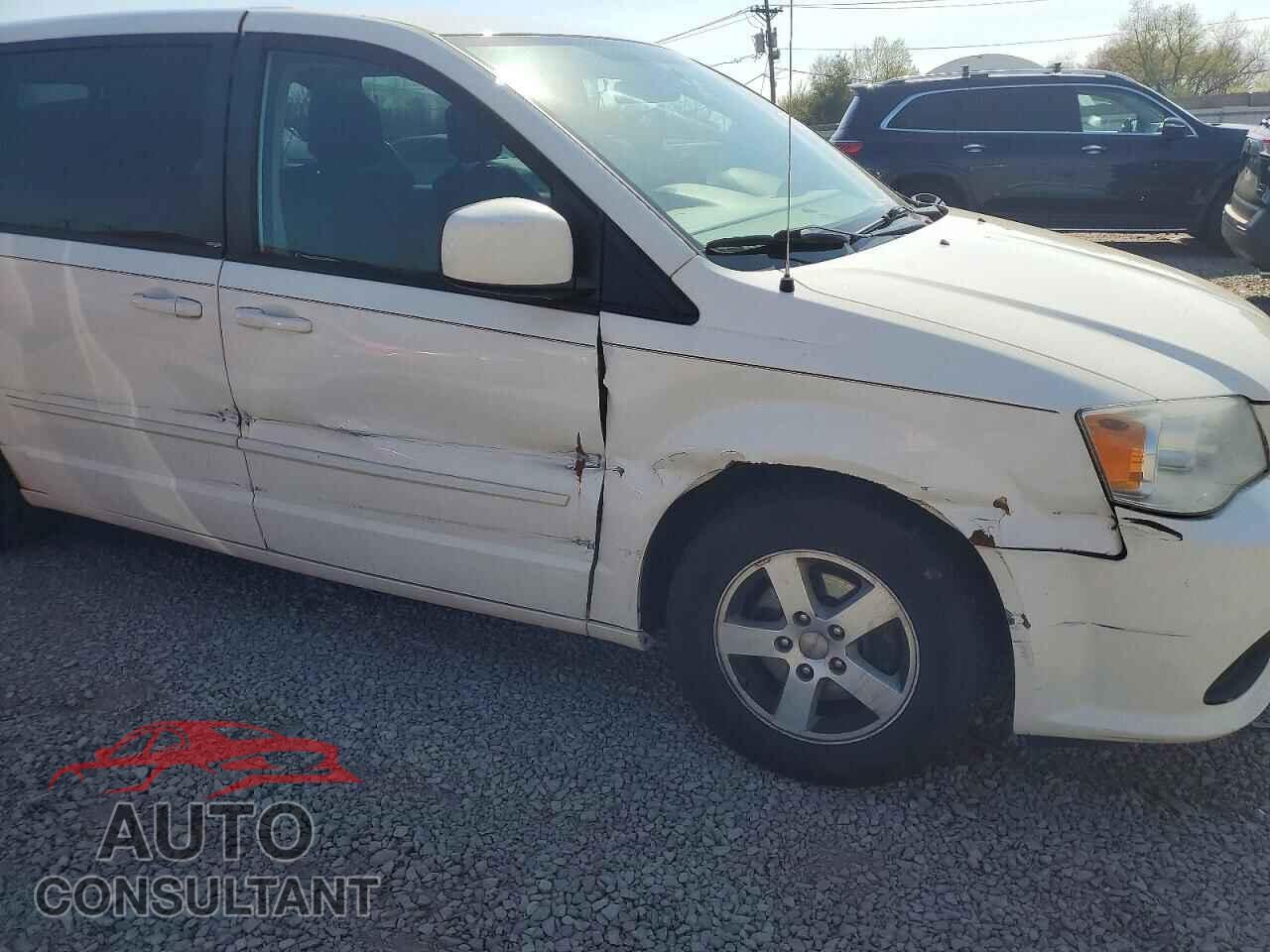 DODGE CARAVAN 2011 - 2D4RN3DG0BR696761