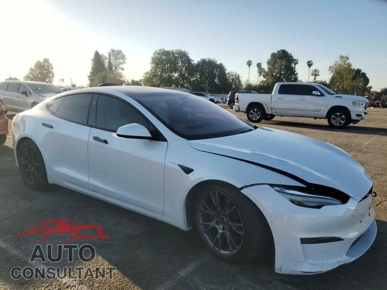 TESLA MODEL S 2022 - 5YJSA1E66NF467523