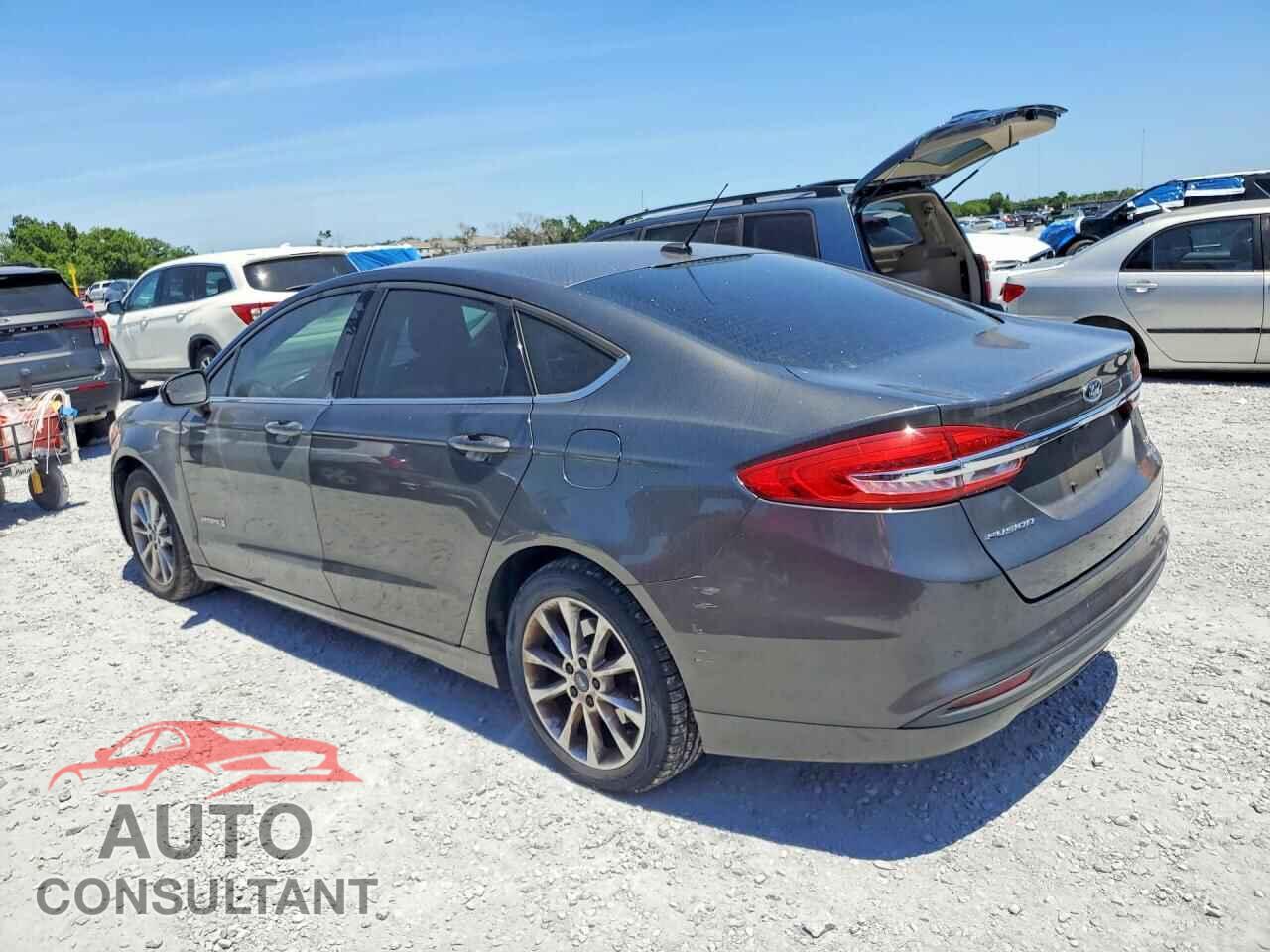 FORD FUSION 2017 - 3FA6P0LUXHR245510