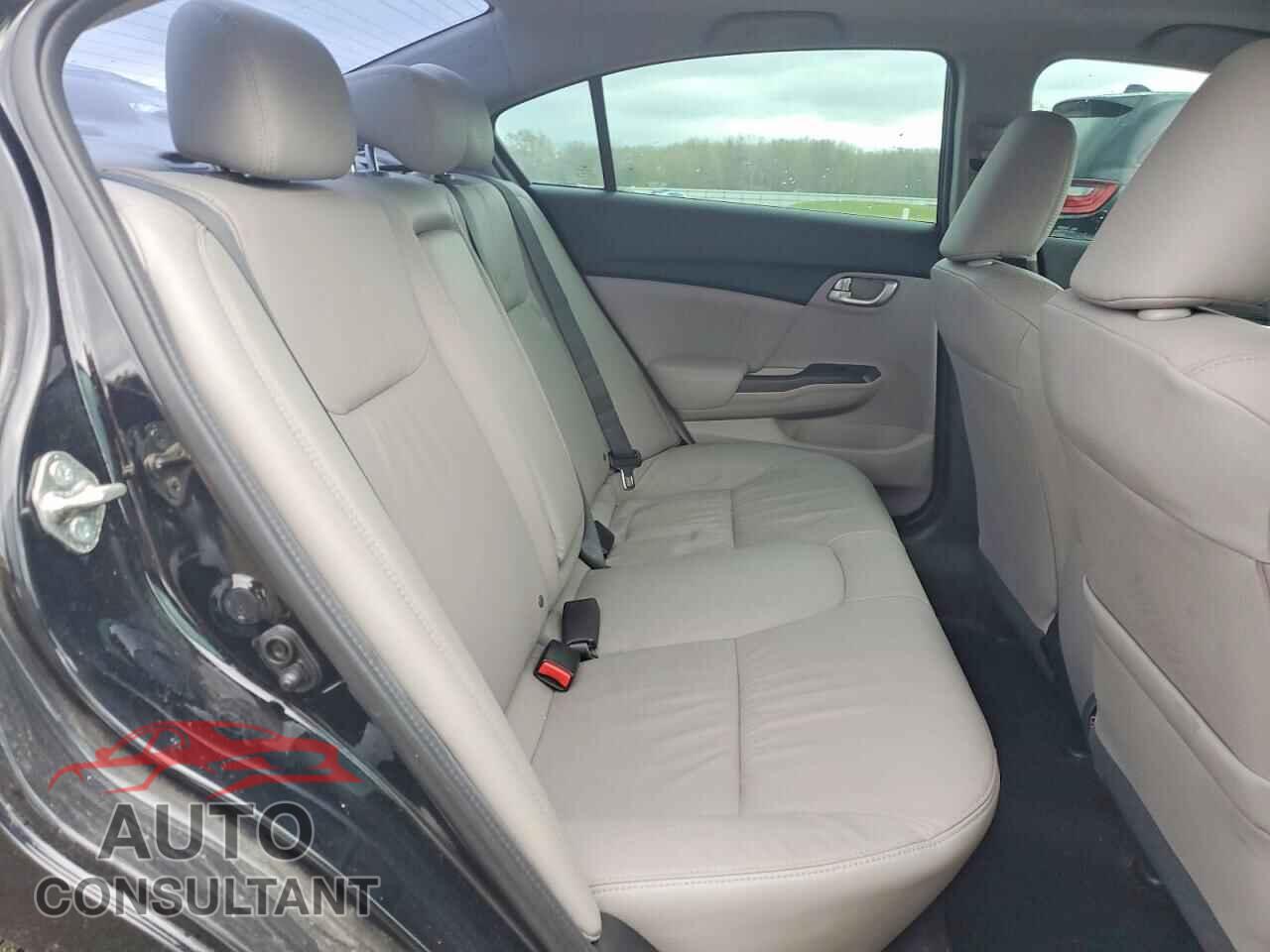 HONDA CIVIC 2015 - 19XFB2F98FE001144