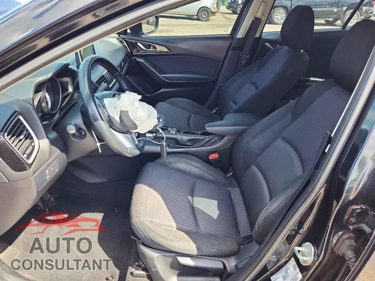 MAZDA 3 2015 - 3MZBM1V71FM220162