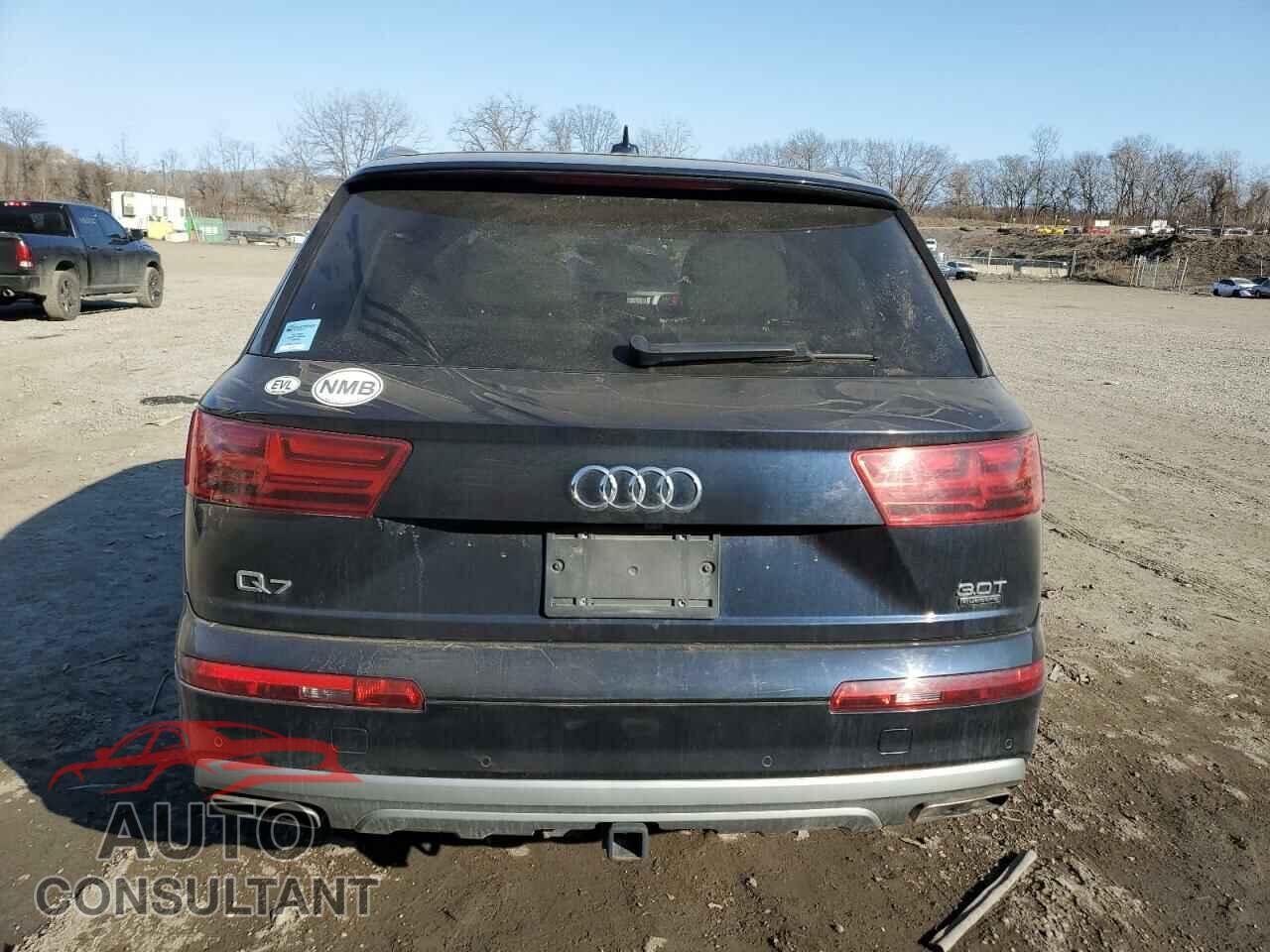 AUDI Q7 2017 - WA1VABF78HD045107