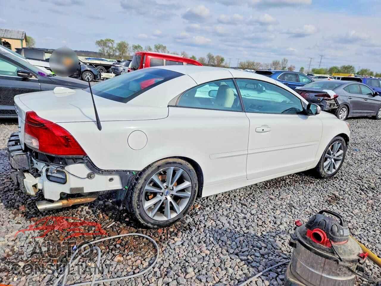 VOLVO C70 2011 - YV1672MC1BJ109841