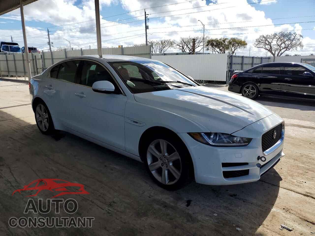 JAGUAR XE 2017 - SAJAK4BN3HA953940