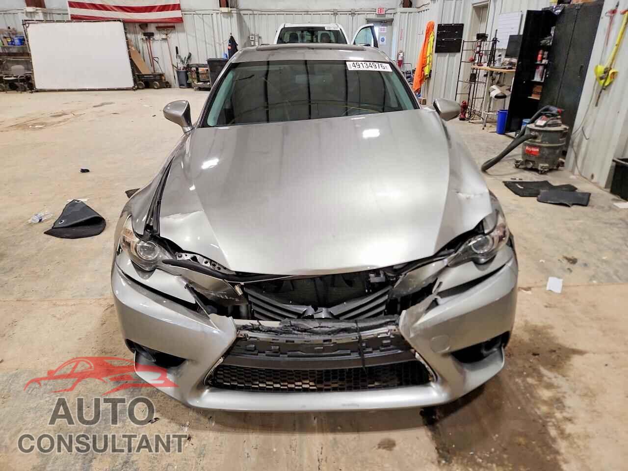 LEXUS IS 2016 - JTHBA1D28G5009418