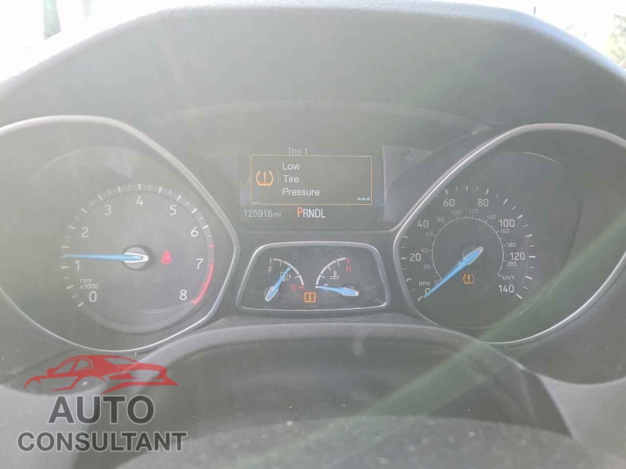 FORD FOCUS 2016 - 1FADP3E26GL325646