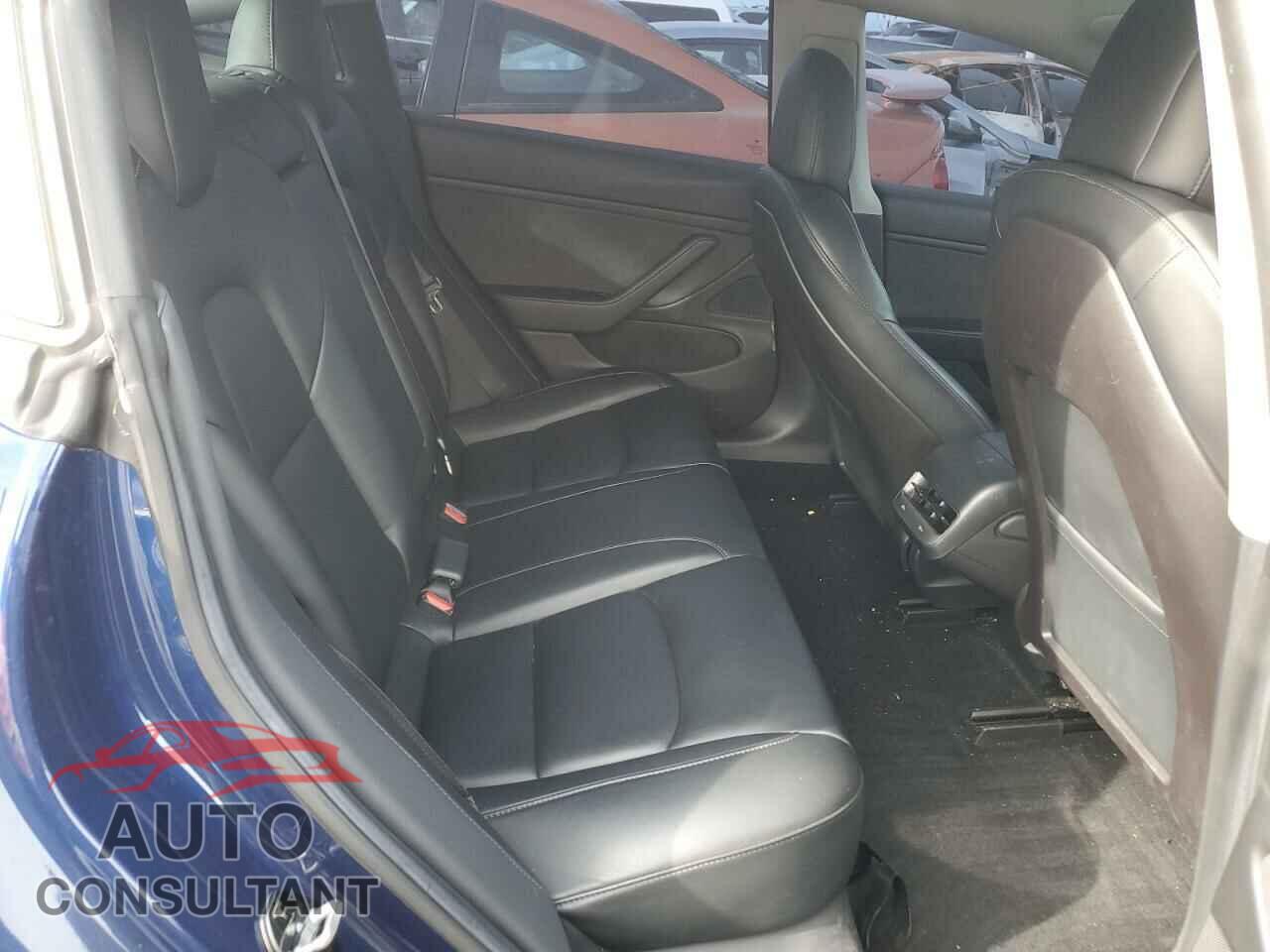 TESLA MODEL 3 2019 - 5YJ3E1EA9KF400830