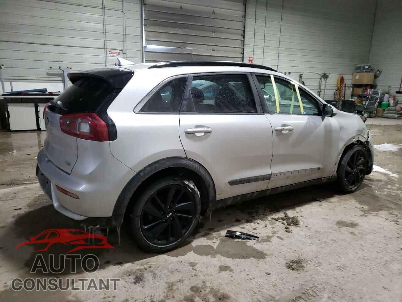 KIA NIRO 2019 - KNDCC3LC1K5234357