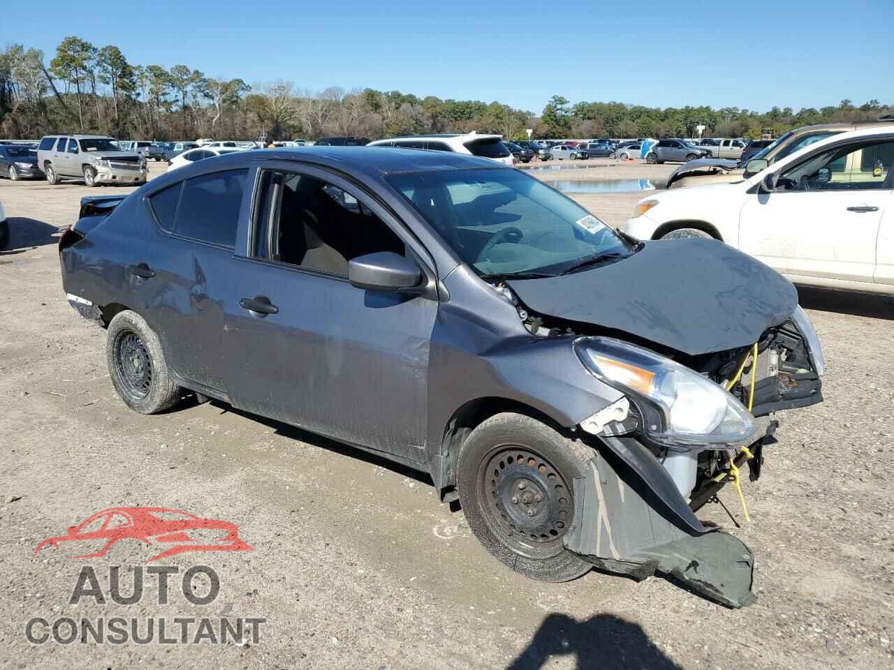 NISSAN VERSA 2017 - 3N1CN7AP9HL896593