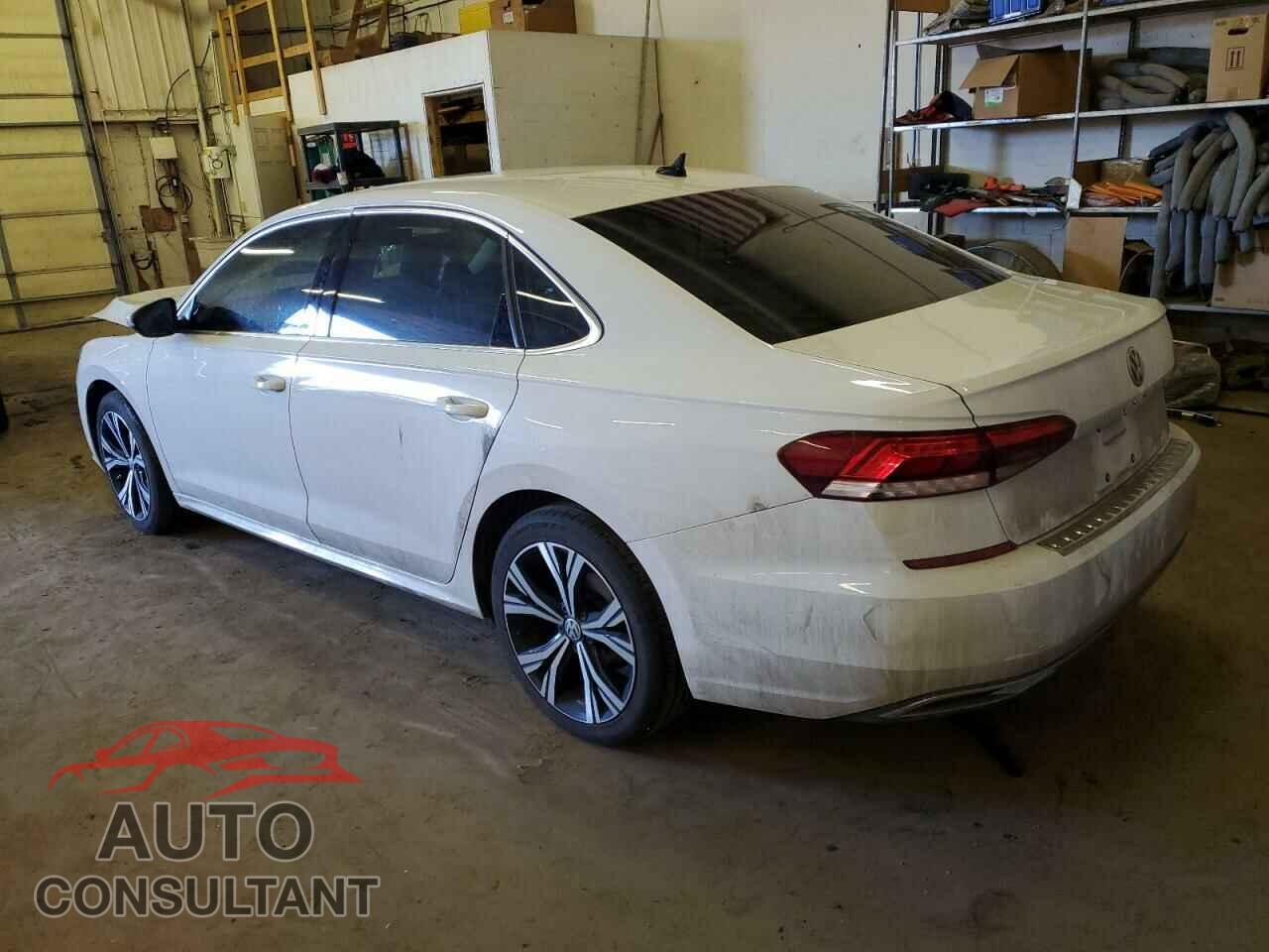 VOLKSWAGEN PASSAT 2021 - 1VWSA7A31MC016149
