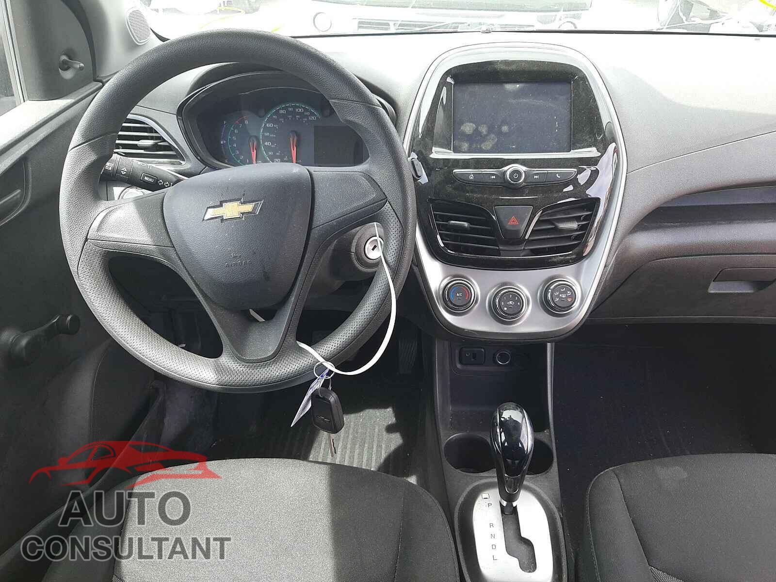 CHEVROLET SPARK 2017 - KL8CB6SA8HC779716