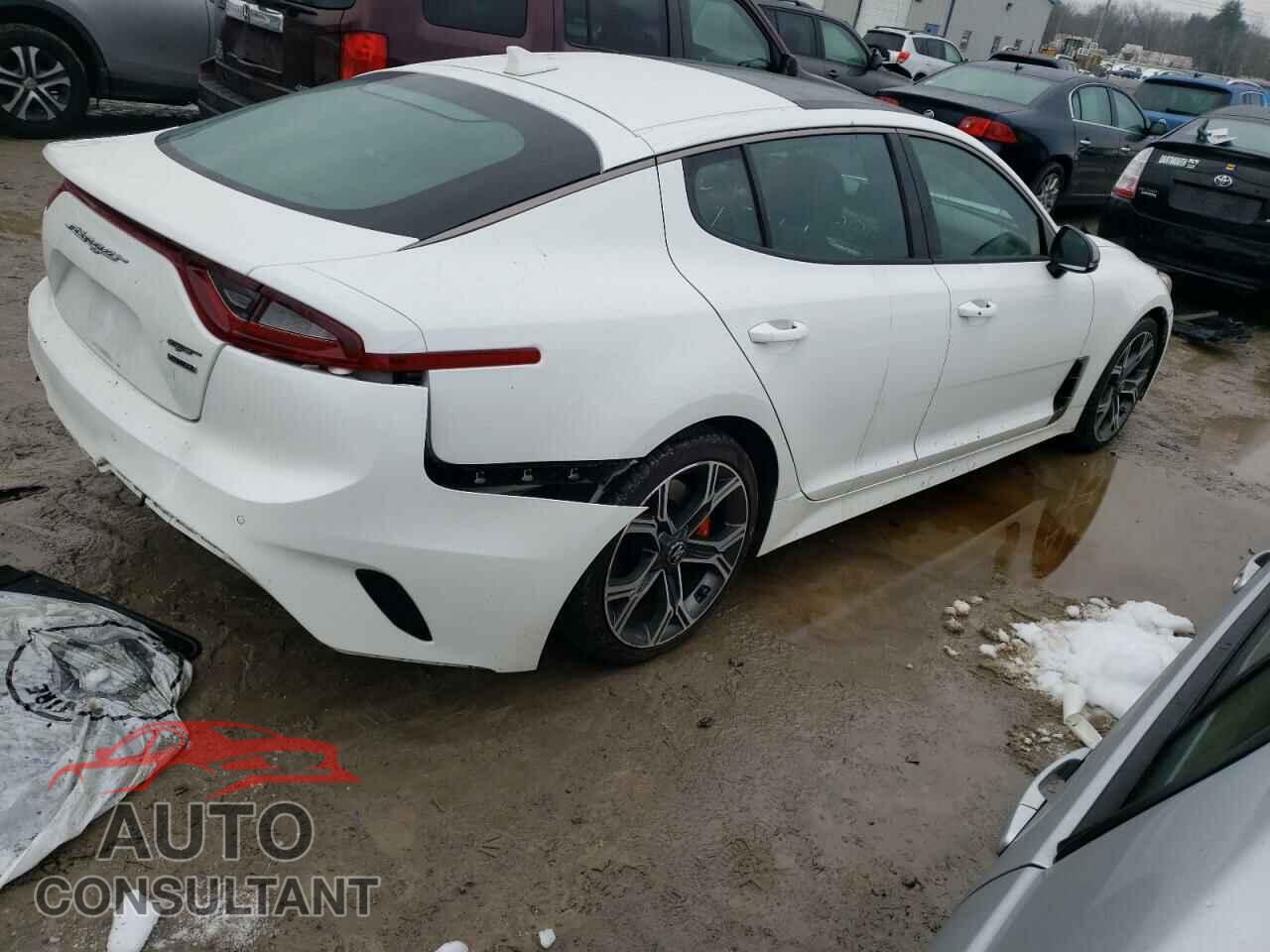 KIA STINGER 2019 - KNAE45LC7K6049111