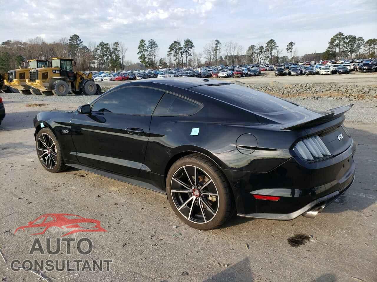 FORD MUSTANG 2019 - 1FA6P8CFXK5177994