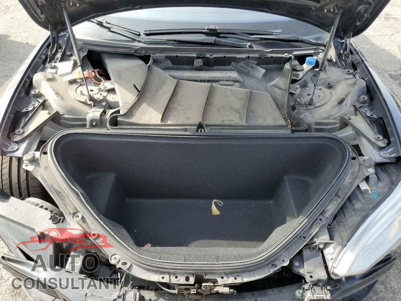 TESLA MODEL S 2016 - 5YJSA1E22GF142917