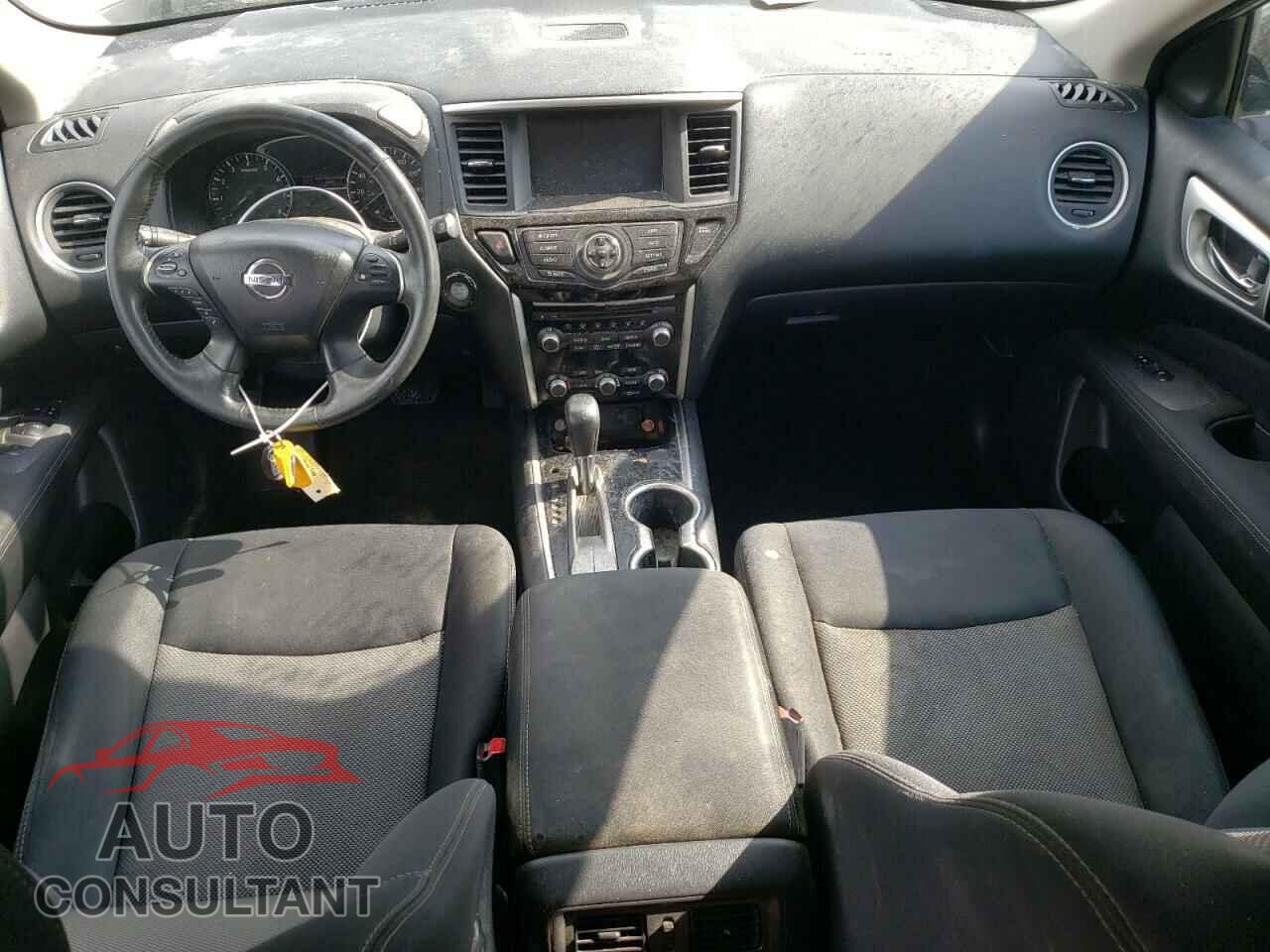 NISSAN PATHFINDER 2017 - 5N1DR2MN5HC678404