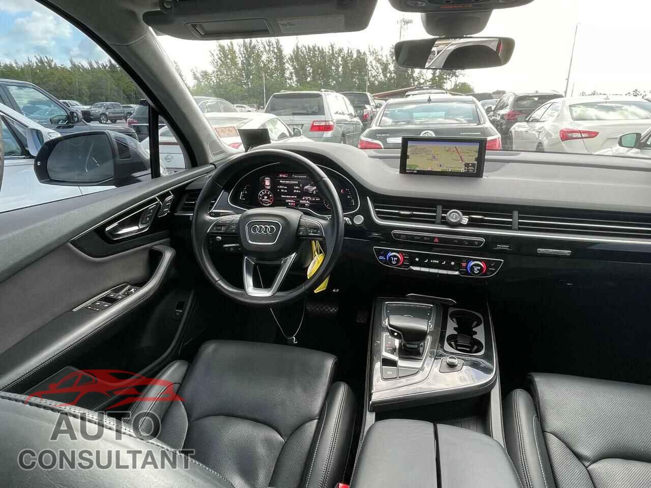 AUDI Q7 2017 - WA1VAAF7XHD002625