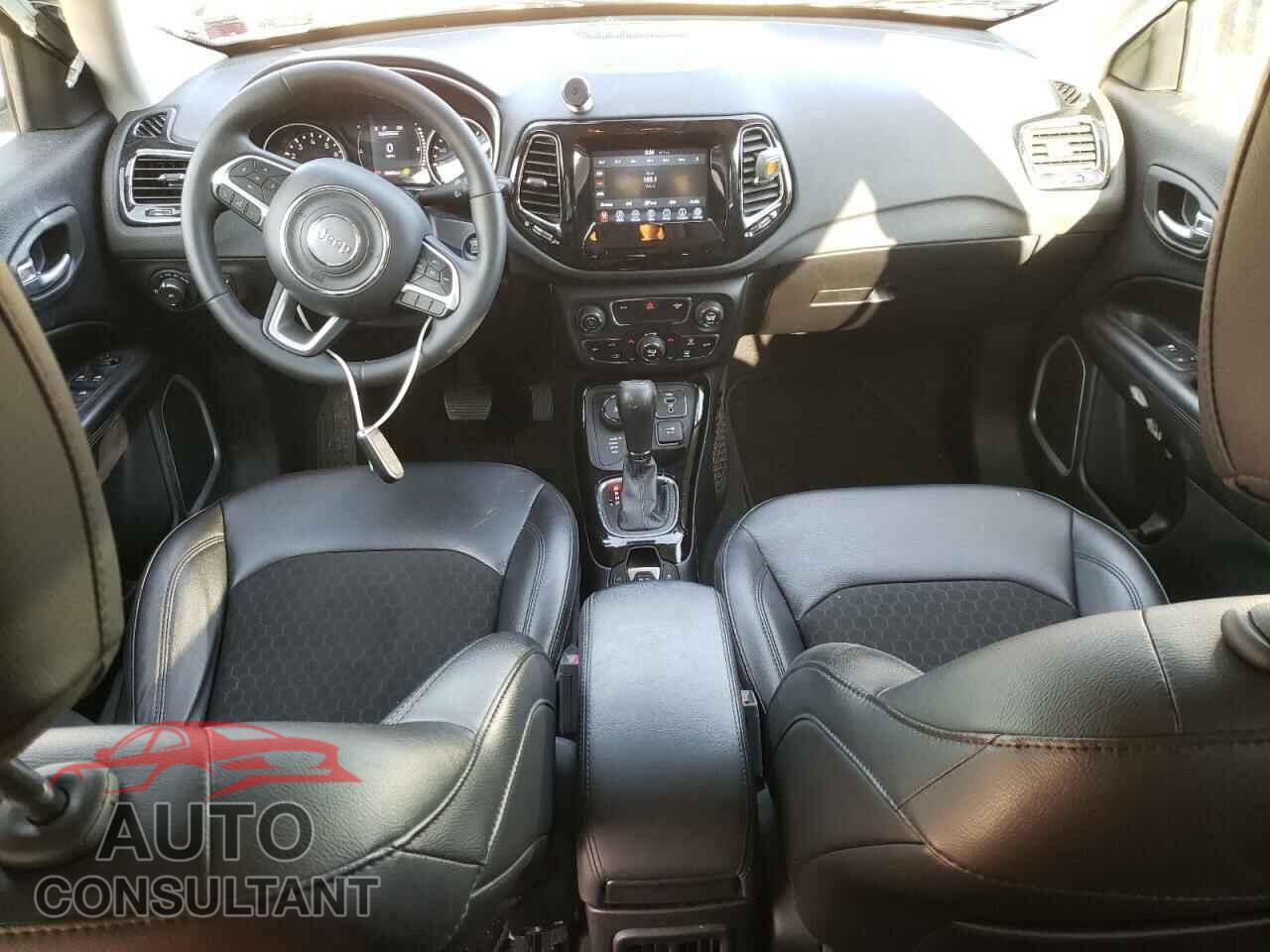 JEEP COMPASS 2021 - 3C4NJDBB0MT570517