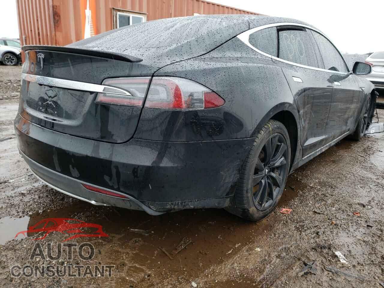 TESLA MODEL S 2013 - 5YJSA1CN7DFP22656