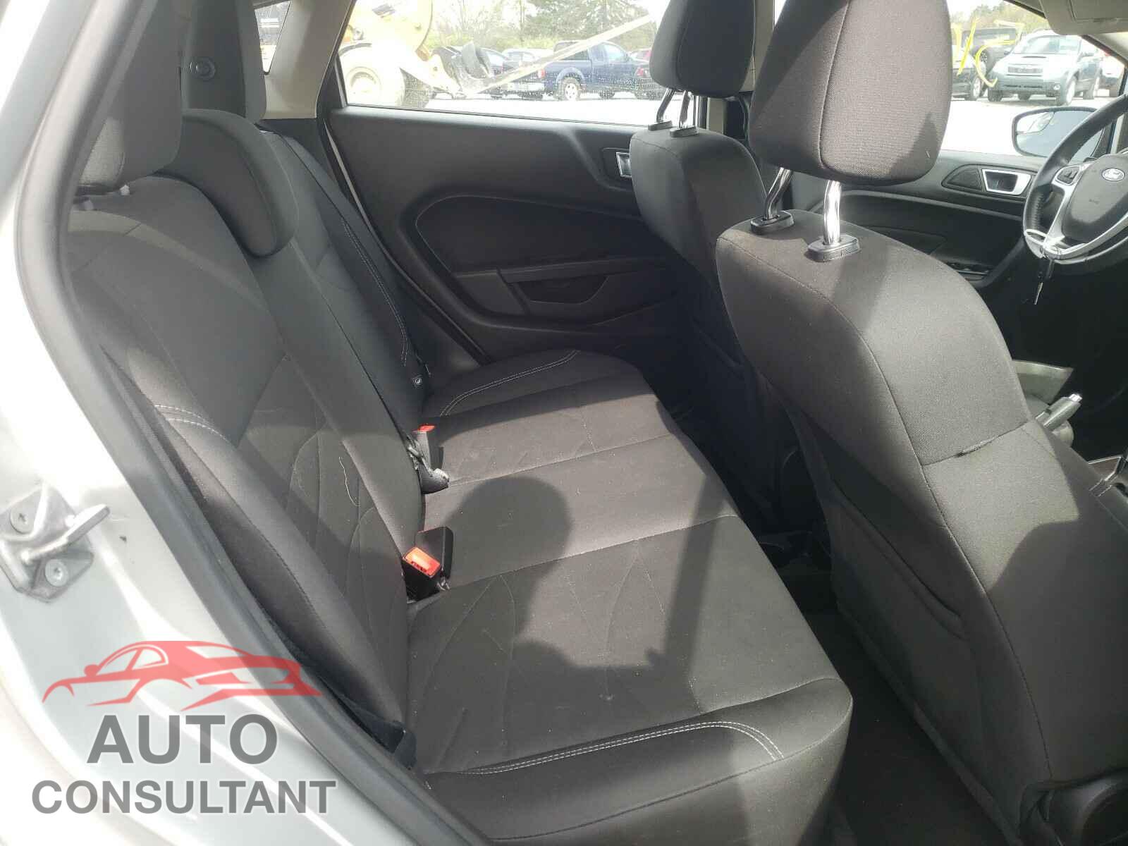 FORD FIESTA 2016 - 3FADP4EJ3GM155113