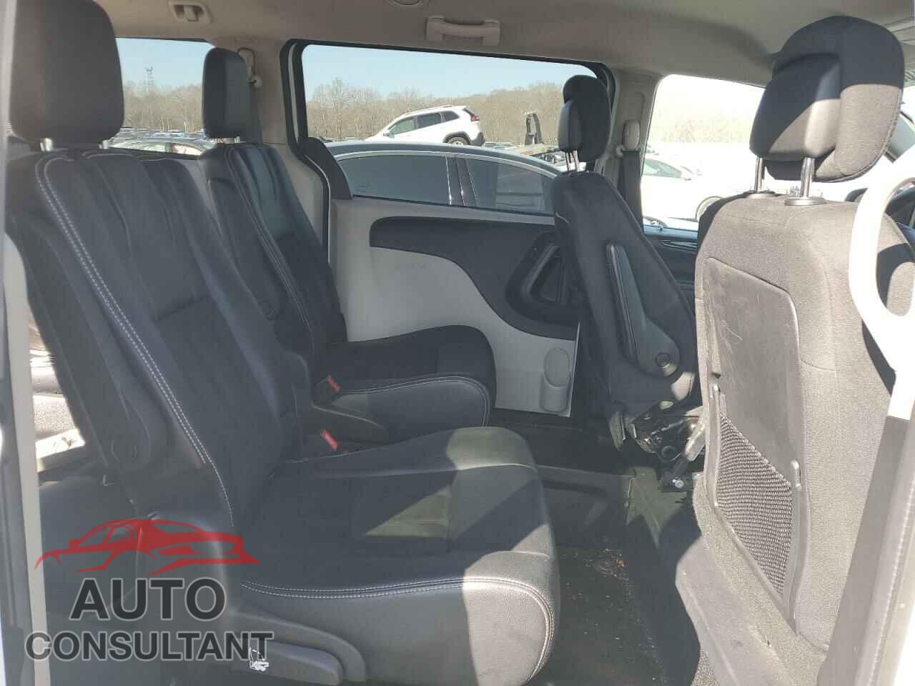 DODGE CARAVAN 2019 - 2C7WDGBG2KR752165