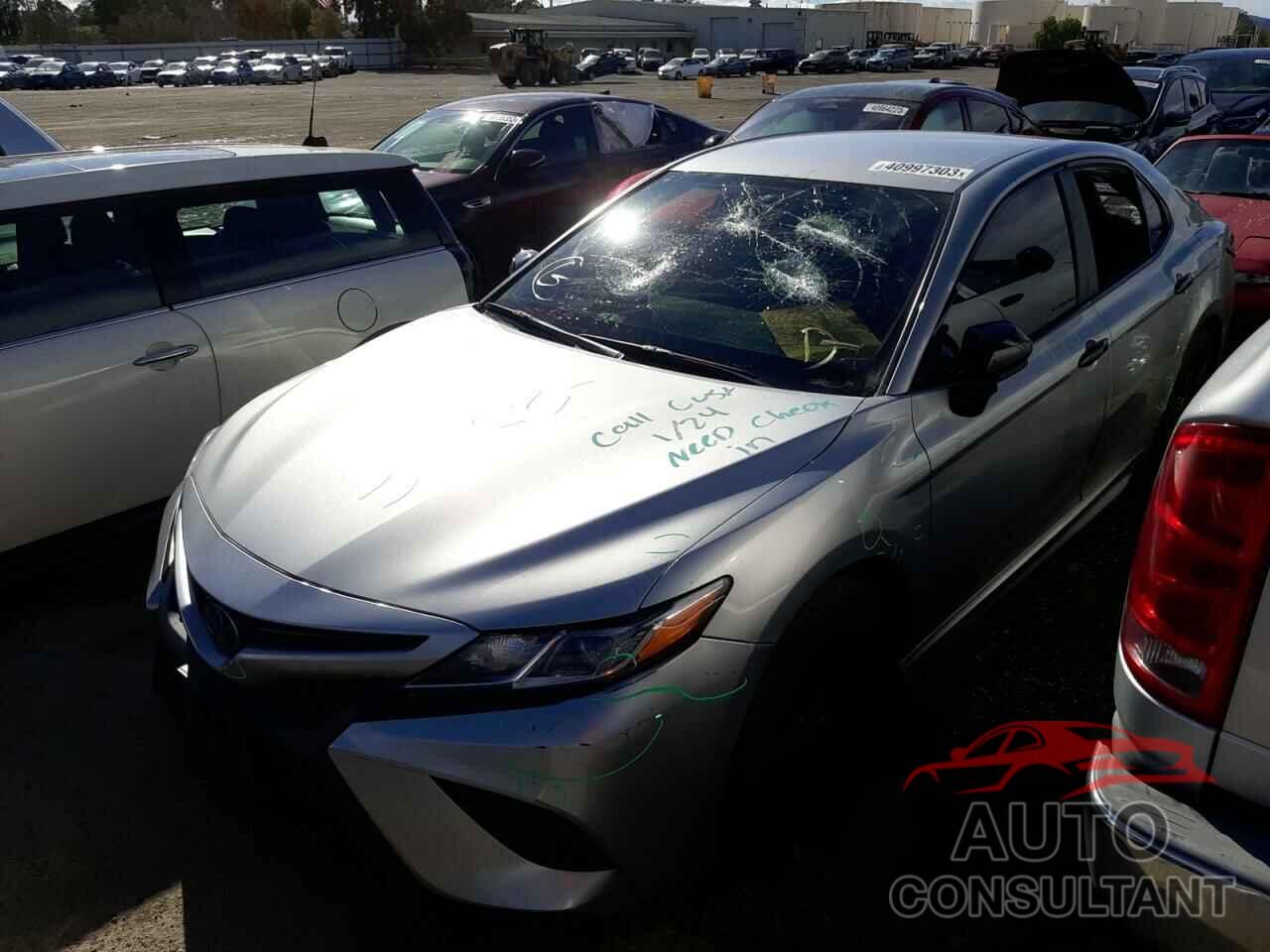 TOYOTA CAMRY 2020 - 4T1G11AK5LU400274