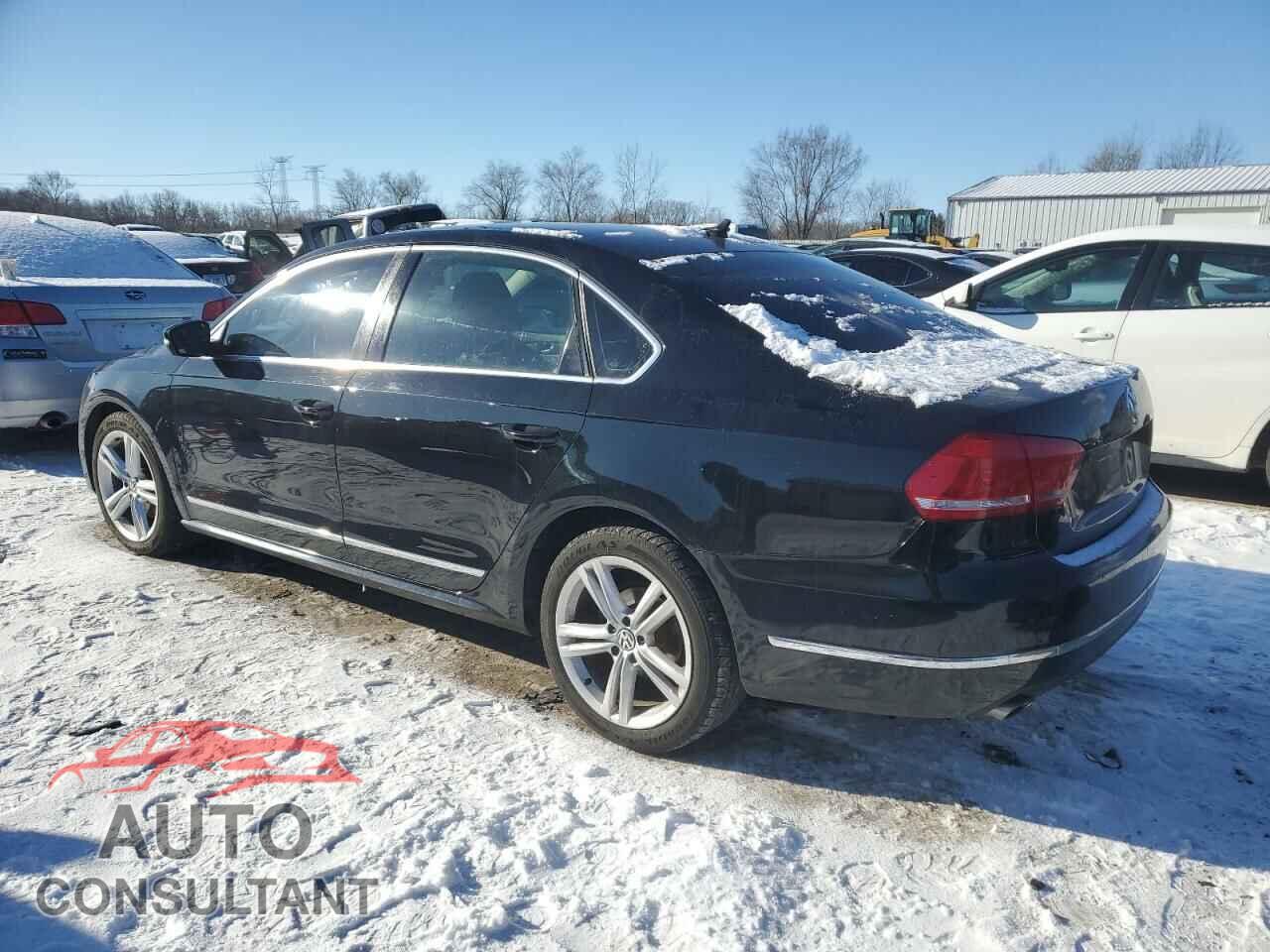 VOLKSWAGEN PASSAT 2013 - 1VWCM7A34DC097482