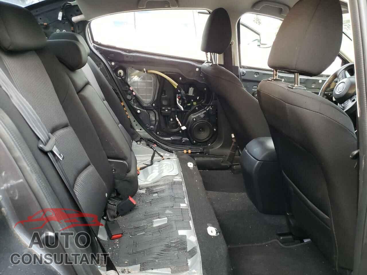 MAZDA 3 2015 - JM1BM1V77F1239122