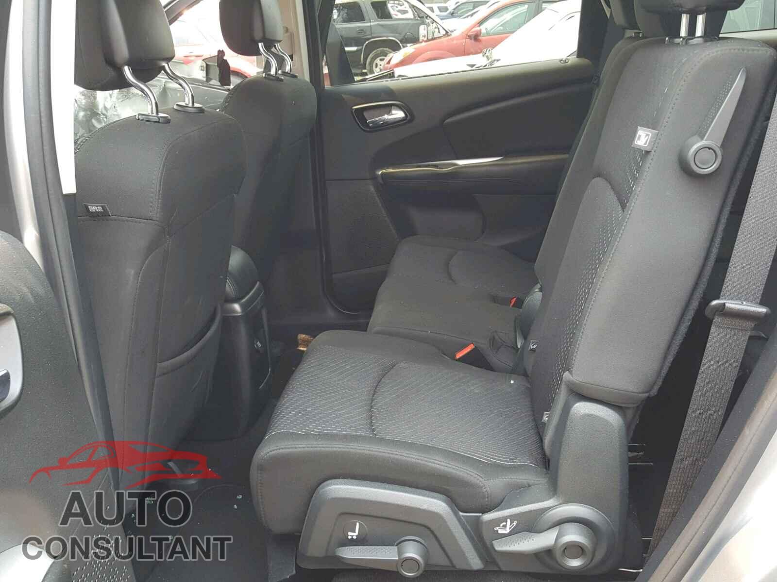 DODGE JOURNEY SE 2017 - 3C4PDCAB3HT508241