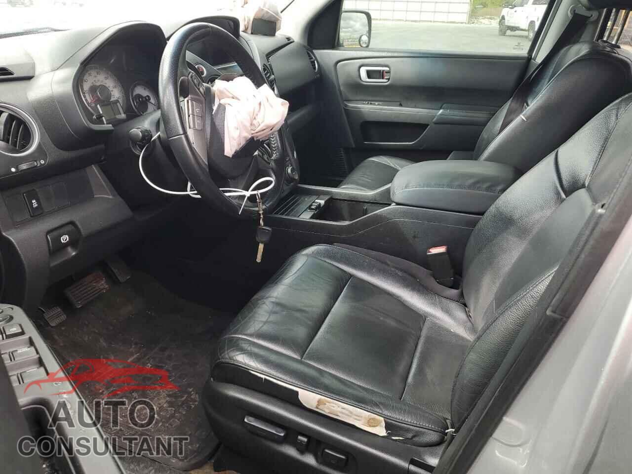 HONDA PILOT 2015 - 5FNYF4H74FB075076