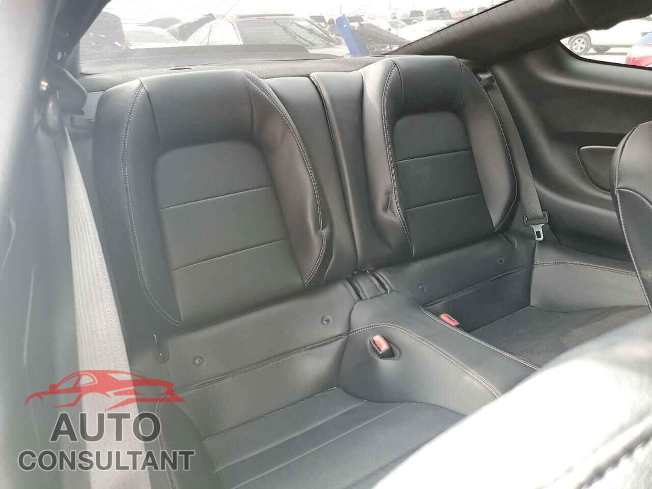 FORD MUSTANG 2017 - 1FA6P8CF8H5256654