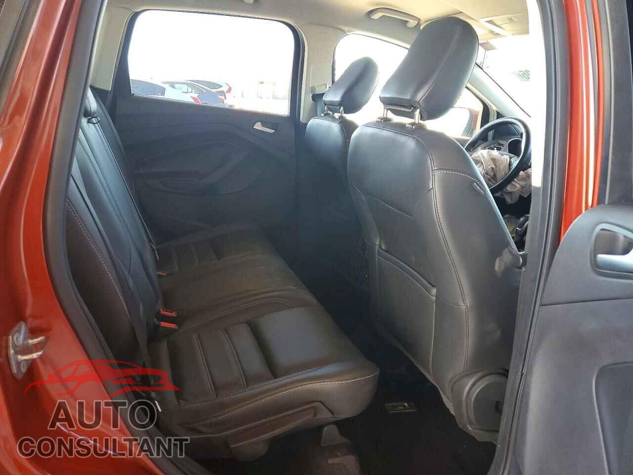 FORD ESCAPE 2019 - 1FMCU0HD5KUC55128